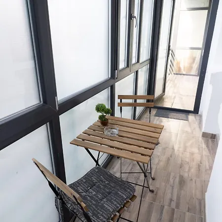 דירה Seaside Estate - Cozy And Romantic - Public Parking Nearby וארנה
